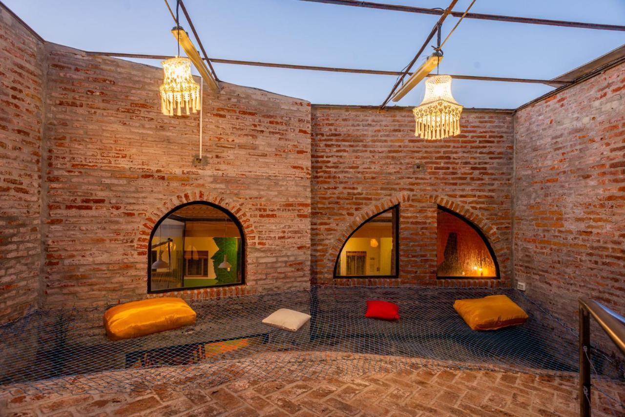 Del Barcito Hostel And Suites 埃斯特角城 外观 照片