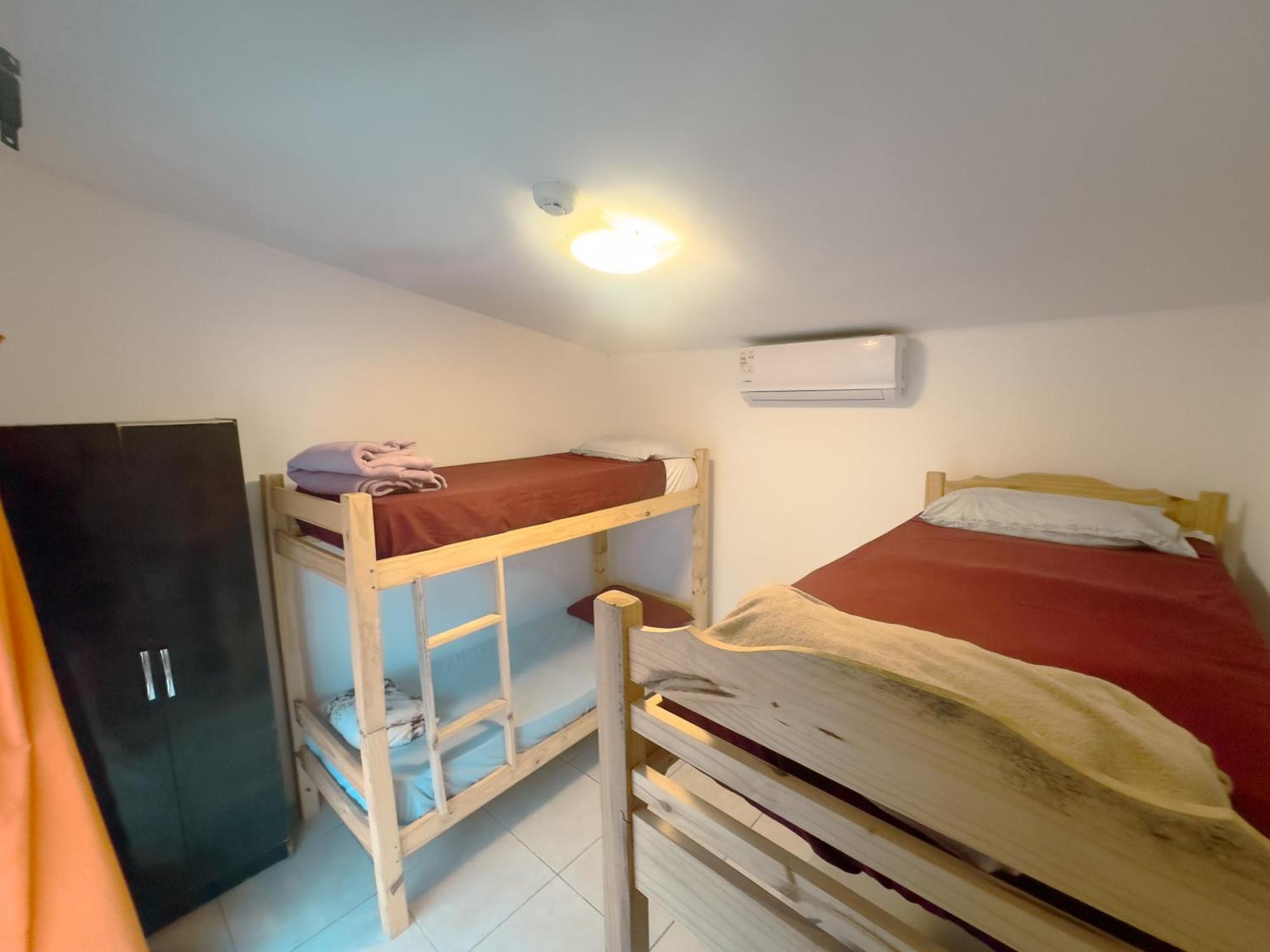 Del Barcito Hostel And Suites 埃斯特角城 外观 照片
