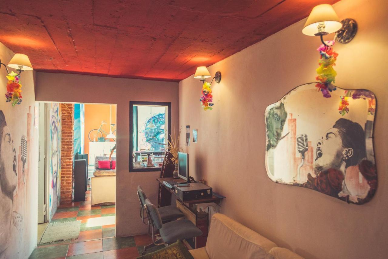 Del Barcito Hostel And Suites 埃斯特角城 外观 照片